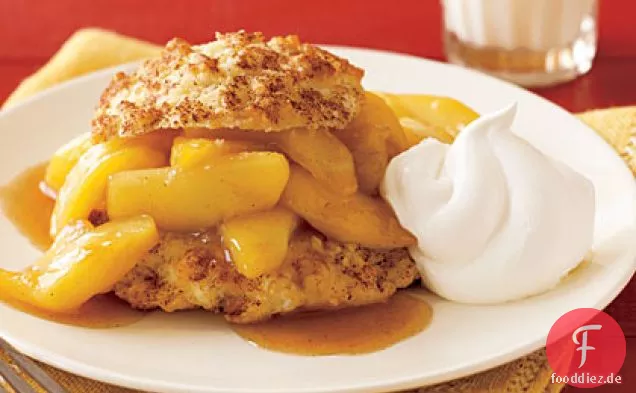 Frische Äpfel und Shortcake