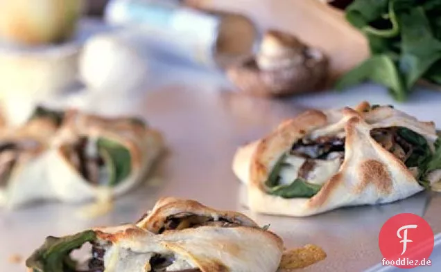 Spinat Calzonen mit Blauschimmelkäse