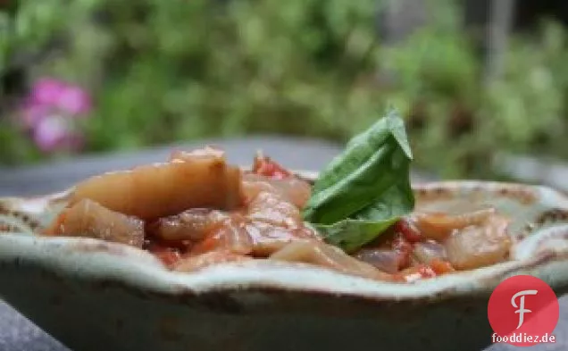 Sautierte Auberginen und Tomaten