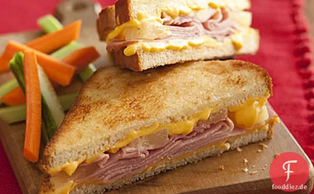 Hawaiianische gegrillte Käsesandwiches