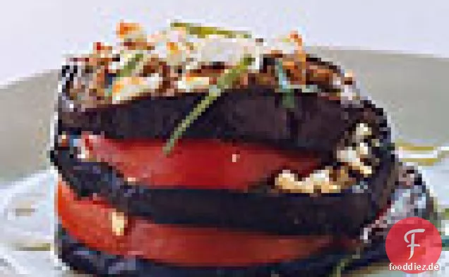 Gegrillte Auberginen-Stacks Mit Tomaten Und Feta