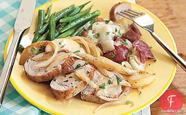 Schweinefilet mit Äpfeln und Zwiebeln