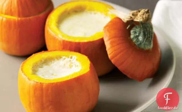 Baby-Kürbisse mit Knoblauch Pudding