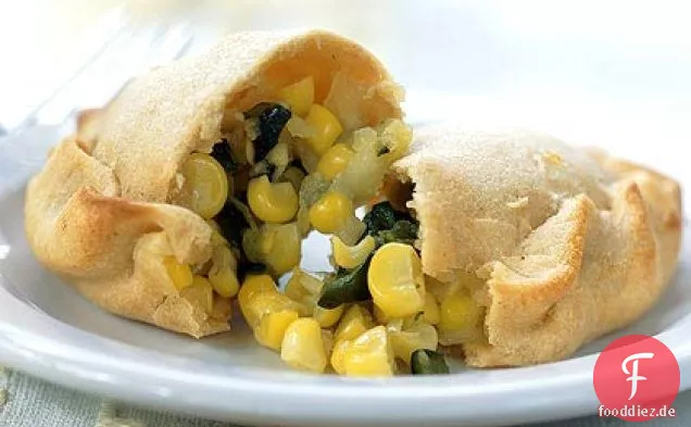 Mais und Poblano Empanadas