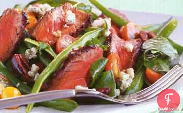 Gegrillter Steaksalat mit grünen Bohnen und Blauschimmelkäse