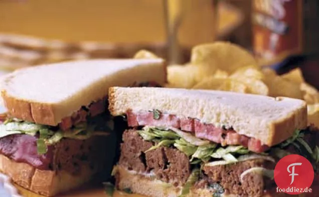 Basilikum-Tomaten-Hackbraten-Sandwich