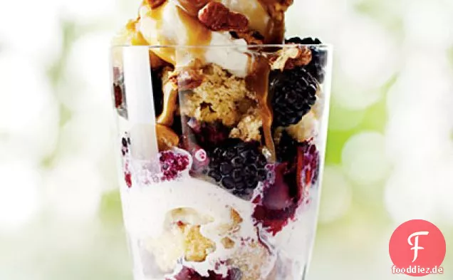 TennTucky Blackberry Cobbler