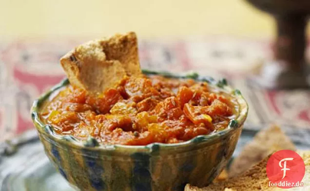 Tomaten-Chutney mit Gebackenen Pita-Chips