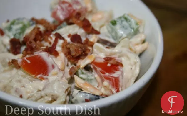 Cremiger Nudelsalat