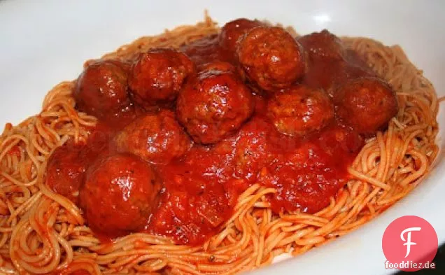 Einfache halb hausgemachte Spaghetti-Sauce