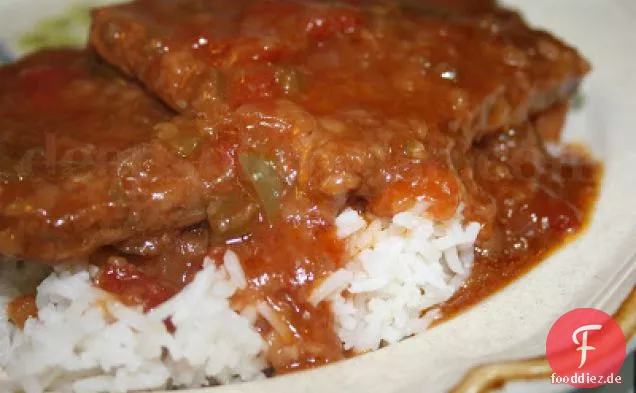 Kreolisches ersticktes Schweizer Steak
