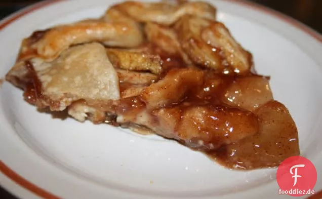 Frischer Apfel und Birne Crostata