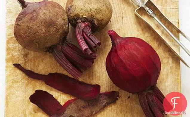 Pochierter Kabeljau mit Gemüse und Knoblauch-Mayonnaise