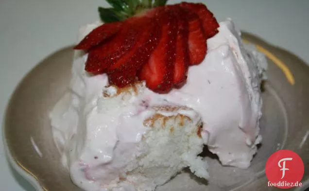 Erdbeer-Engel-Kuchen