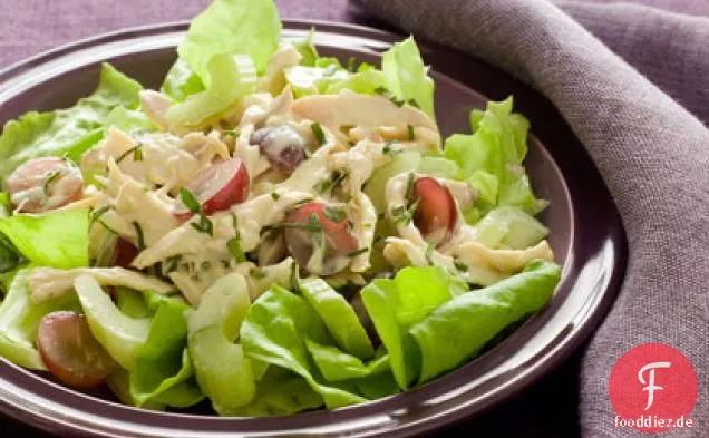 Truthahnsalat mit Trauben, Estragon und Sellerie
