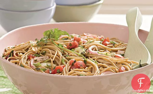 Tomaten-Kräuter-Nudeln