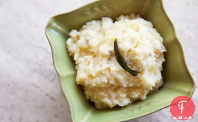 Kartoffelpüree mit Brauner Butter, Ziegenkäse und Salbei