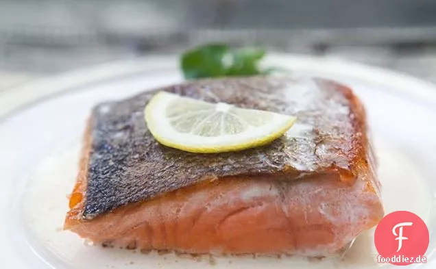 Lachs mit Zitronenrahmsauce