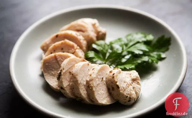 Pochiertes Huhn im Restaurant-Stil