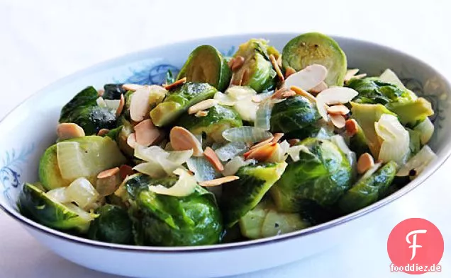 Rosenkohl mit gerösteten Mandeln