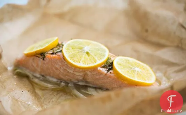 Lachs mit Fenchel in Pergament gebacken