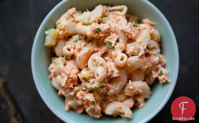 Lachs-Makkaroni-Salat