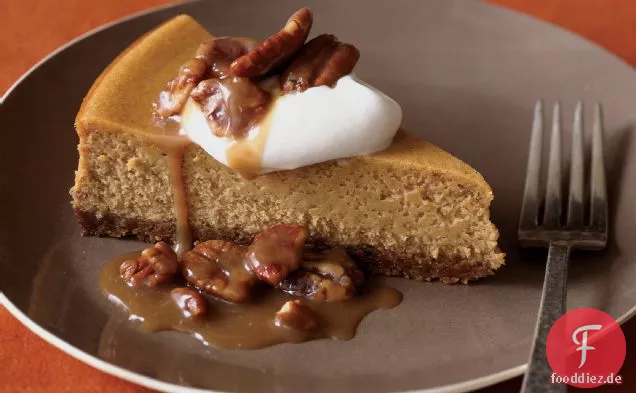 Kürbis-Käsekuchen mit Pecan Praline Topping