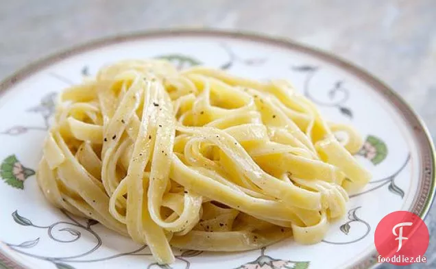 Fettuccine Alfredo