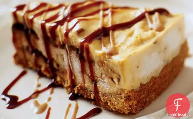 Kürbis-Eis-Torte mit Ingwer-Kruste