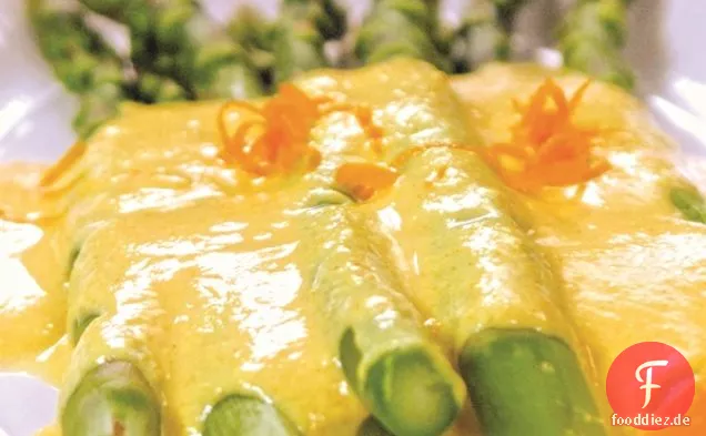 Spargel mit Veganer Sauce Hollandaise