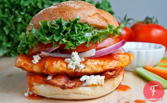 Büffel Huhn Club Sandwich