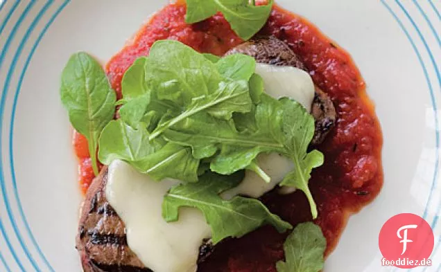 Warmer Steaksalat mit Marinara-Sauce