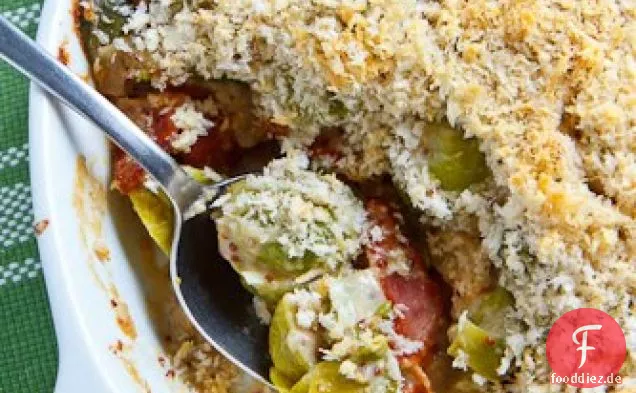 Rosenkohl mit geräuchertem Speck in einer Senfcreme mit Parmesankruste