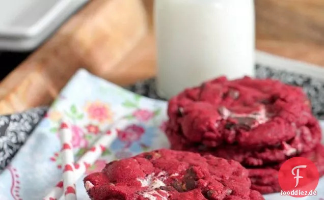 Roter Samt Milchstraße-Kuchen-Cookies