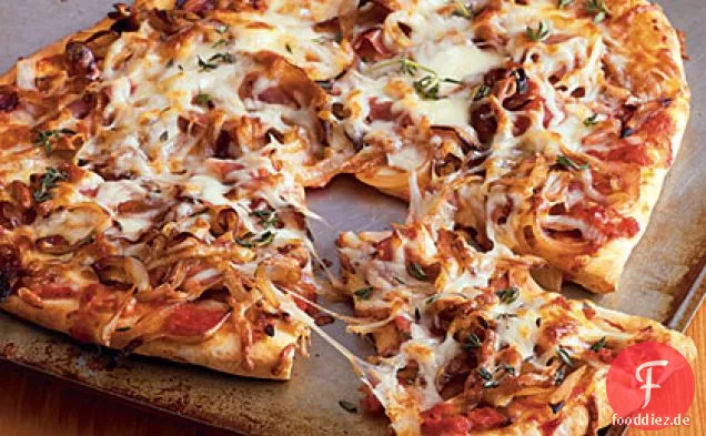 Karamellisierte Zwiebel-Schinken-Pizza