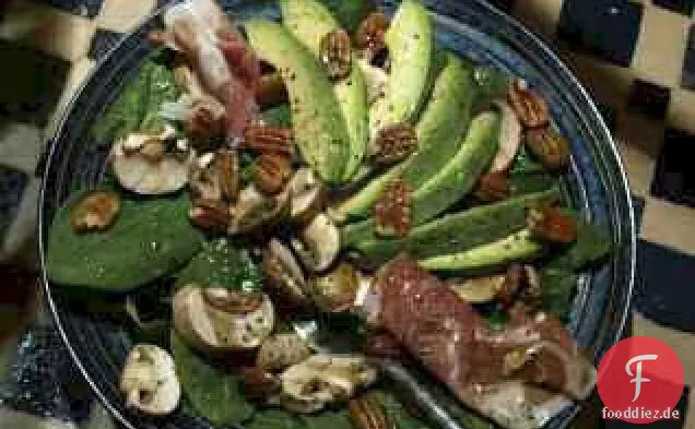 Avocado-Pekannuss-Salat