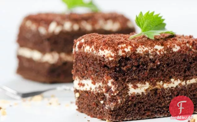 Milchfreier Schokoladenmayo-Kuchen oder Cupcakes (vegane Option)