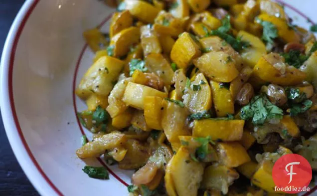 Schnellste Curry-Zucchini