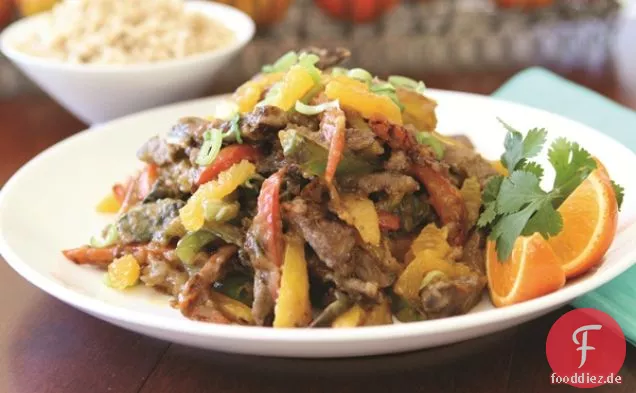Mandarine Rindfleisch Stir Fry mit Paprika