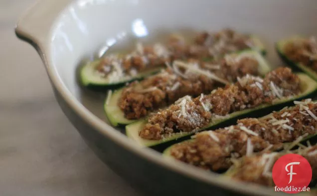 Feta-gefüllter Gem Squash