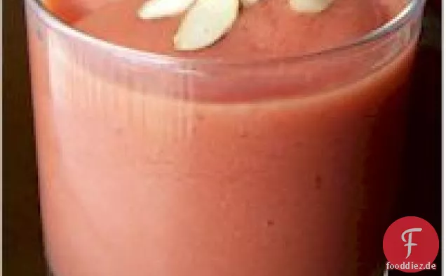 Erstaunlicher Pom-Mango-Smoothie mit optionalem Protein-Boost