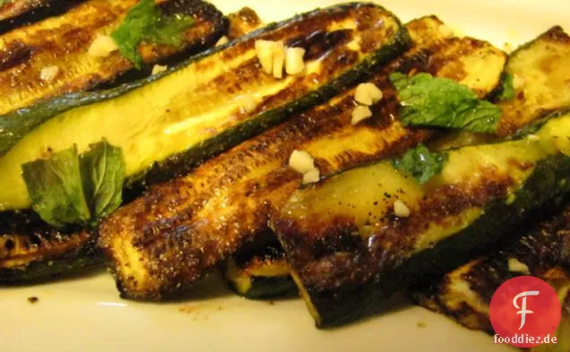Marinierte Zucchini Mit Minze