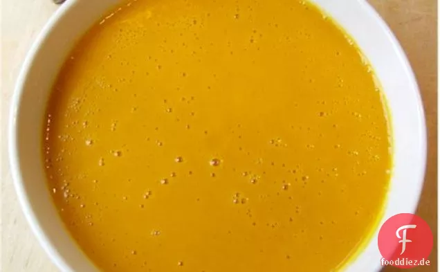 Schnelle Kürbis-Erdnussbutter-Suppe