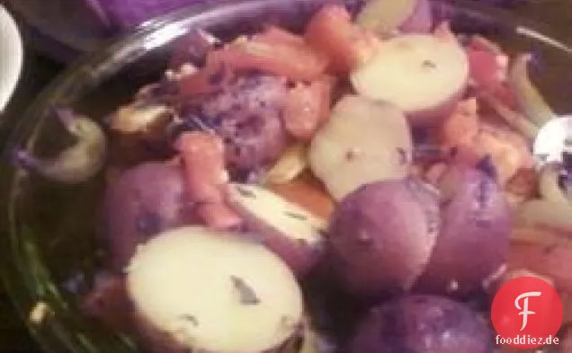 Bratkartoffeln mit Tomaten, Basilikum und Knoblauch