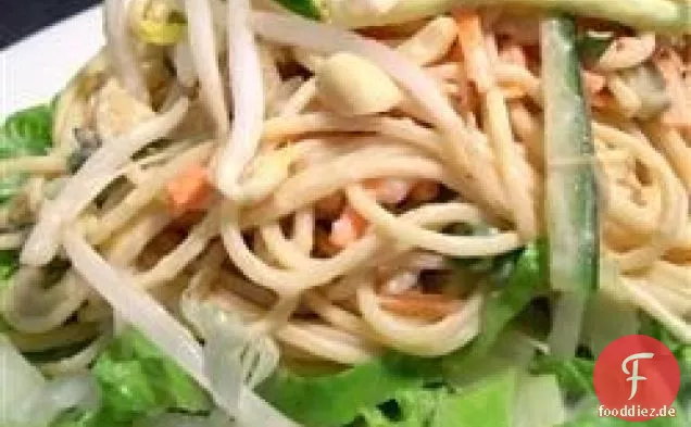 Thailändischer Nudelsalat