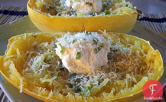 Spaghetti Squash W / Zitrone Knoblauch Sauce & Ricotta