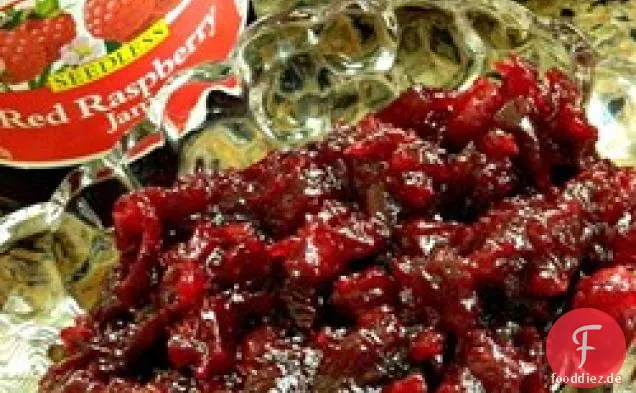 Einfache Cranberry-Himbeersauce