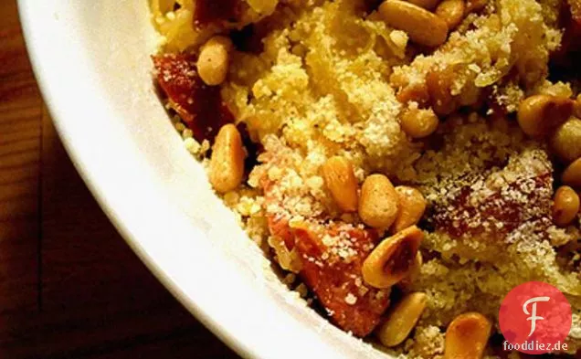 Parmesan-Spaghetti Squash Mit Kielbasa Und Pinienkernen