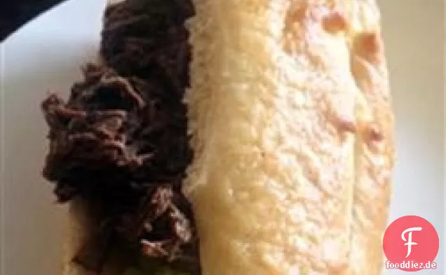 Slow Cooker italienische Rindfleisch-Sandwiches
