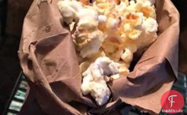 Knoblauch-Brot-Popcorn